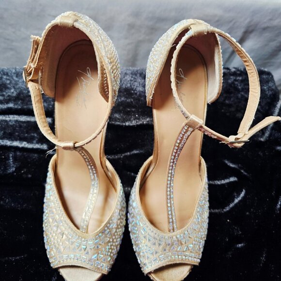 Thalia Sodi High Heels Embellished Stones Ankle T-Straps-SZ 9.5M - Picture 2 of 9